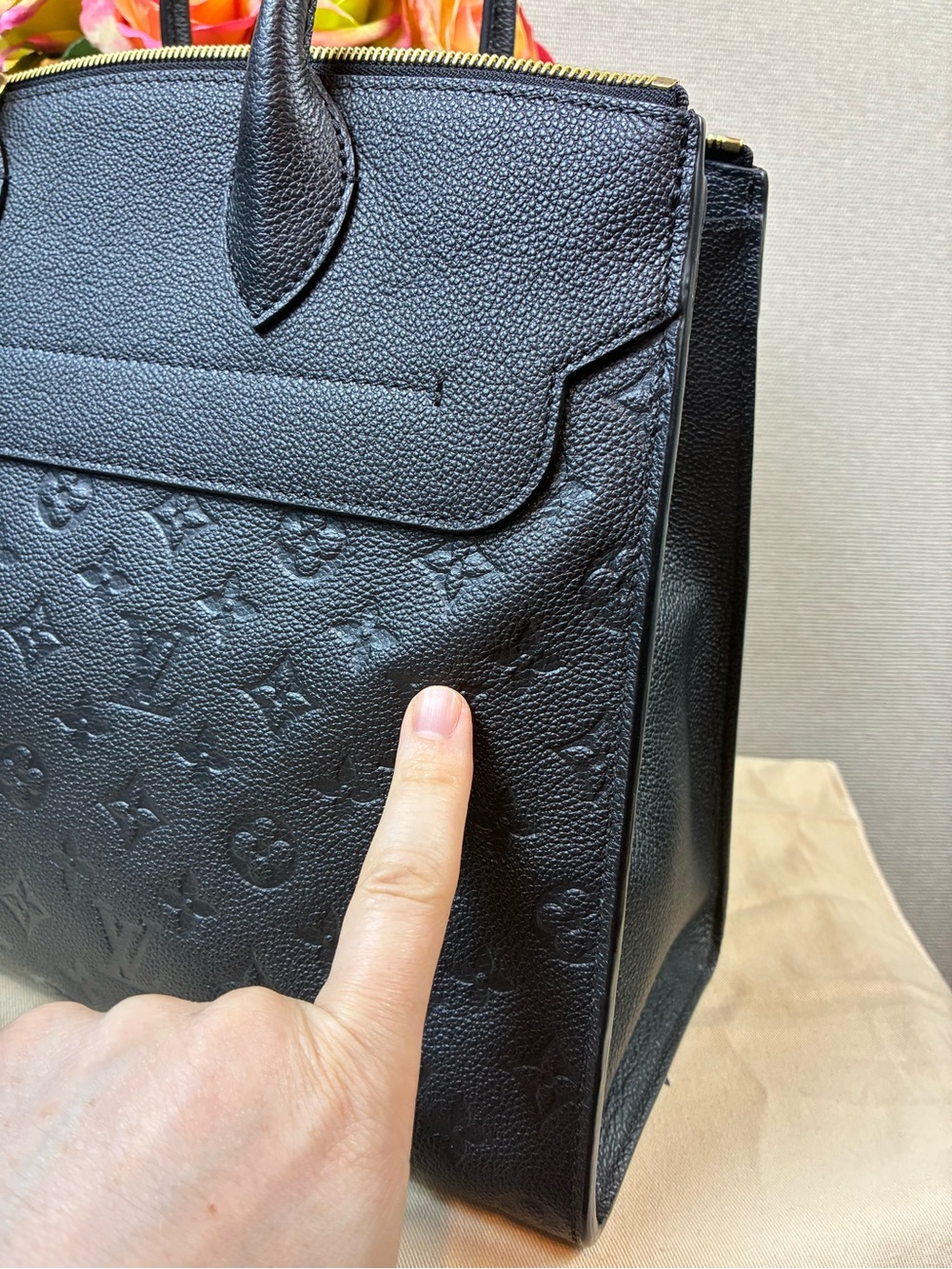 Louis Vuitton LV Black Monogram Empreinte Pont Neuf GM Bag - Fantastic Condition - Picture 15 of 16